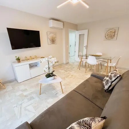 Apartment Palm Azur